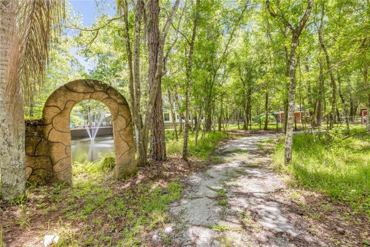 227 N Samsula Drive, New Smyrna Beach, FL 32168 Photo