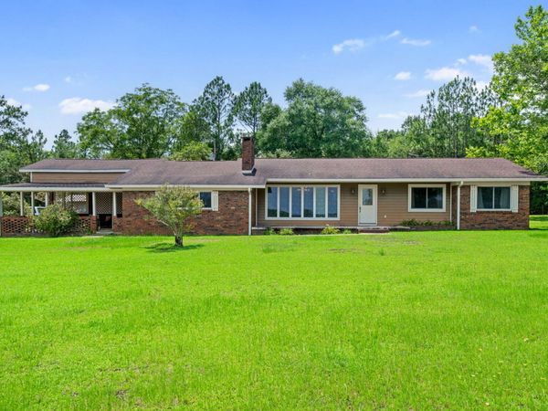 1310 Carlis Lane, Westville, FL 32464