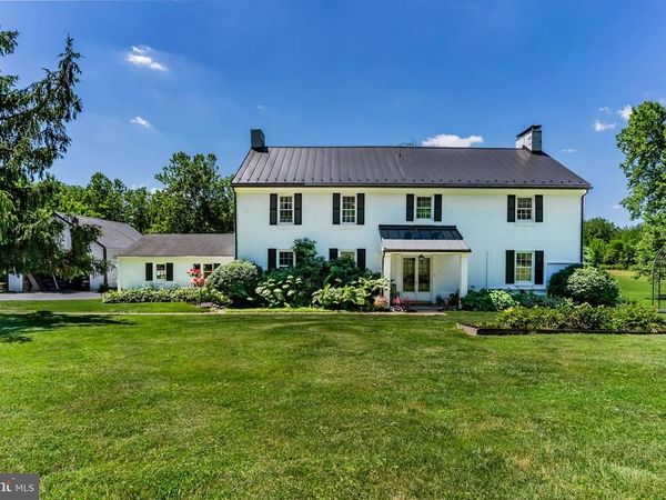 3 KATIE LANE , CARLISLE, PA 17015