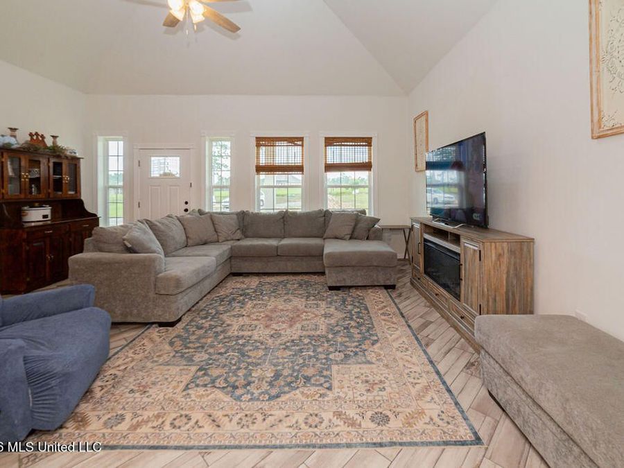 Property Image 52