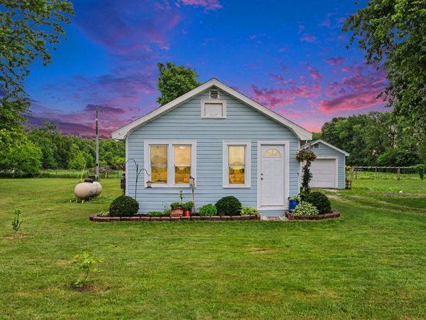 64311 Lutz Road, Constantine, MI 49042