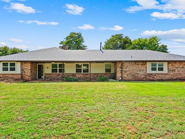 738 S Sara Road, Tuttle, OK 73089