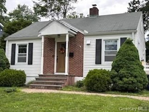 83 Braunsdorf Road, Pearl River, NY 10965