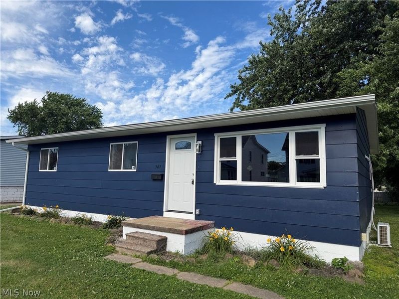 567 Chestnut Street, Newcomerstown, OH 43832 Photo 2