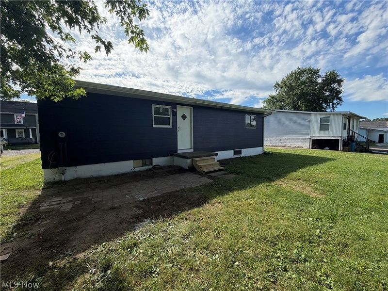 567 Chestnut Street, Newcomerstown, OH 43832 Photo 4