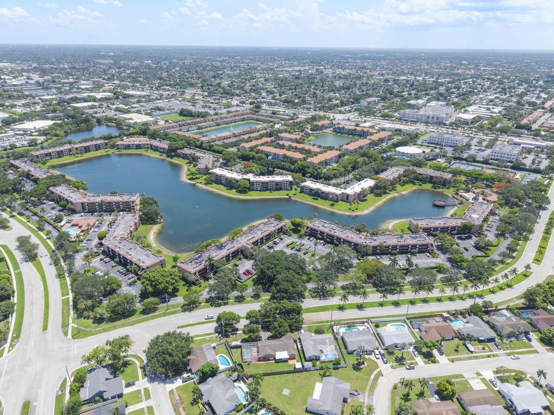 5828 Coral Lake Drive, Margate, FL 33063 Photo