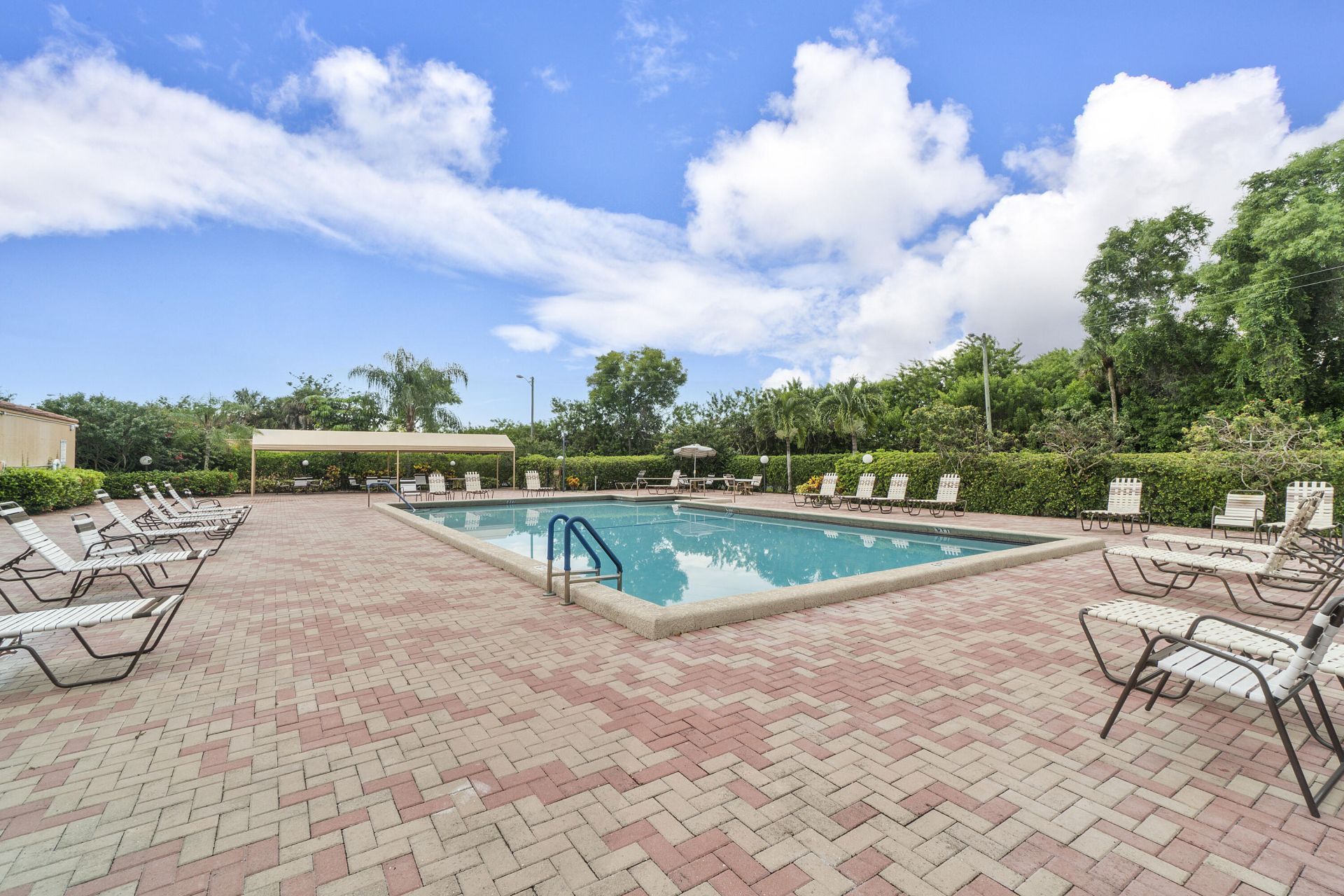 5828 Coral Lake Drive, Margate, FL 33063 Photo
