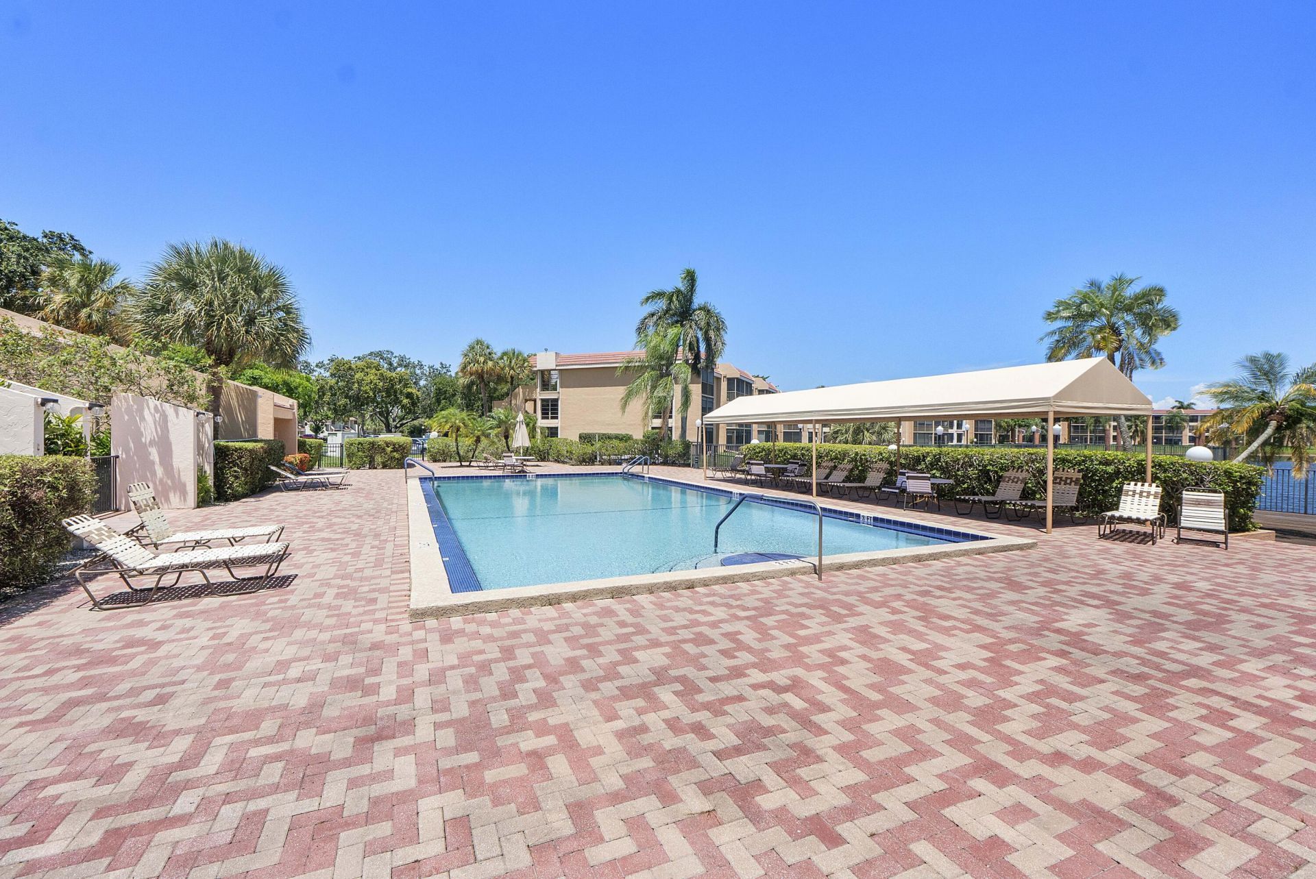 5828 Coral Lake Drive, Margate, FL 33063 Photo