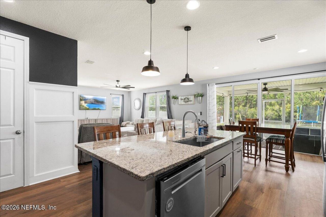 4518 Pine Ridge Parkway, Middleburg, FL 32068 Photo