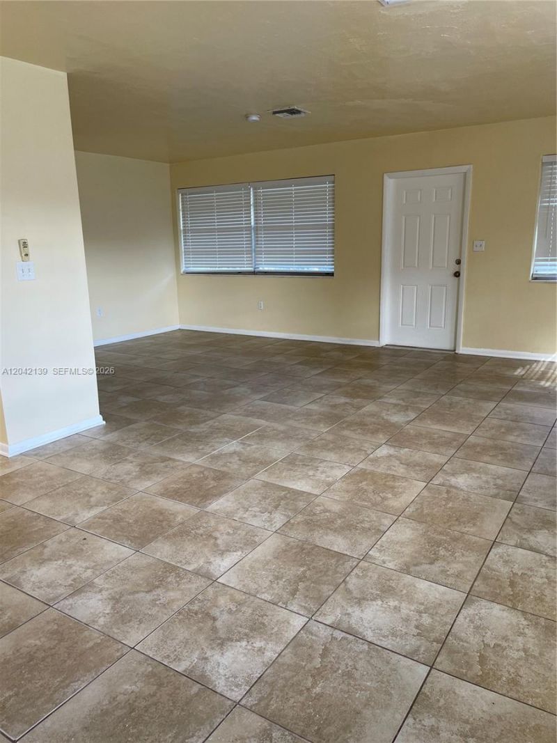 2901 NW 50th St, Miami, FL 33142 Photo
