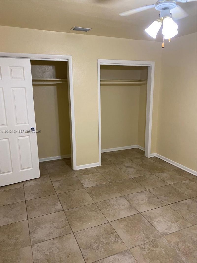 2901 NW 50th St, Miami, FL 33142 Photo