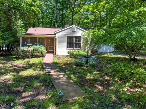 7110 Horseshoe Drive, Three Oaks, MI 49128