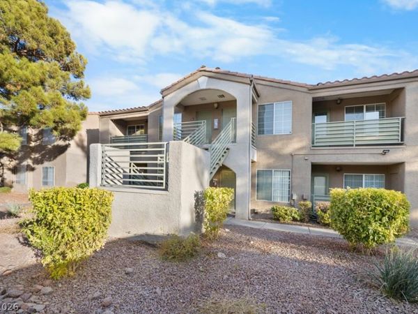 2130 Sealion Drive , Unit 207, Las Vegas, NV 89128