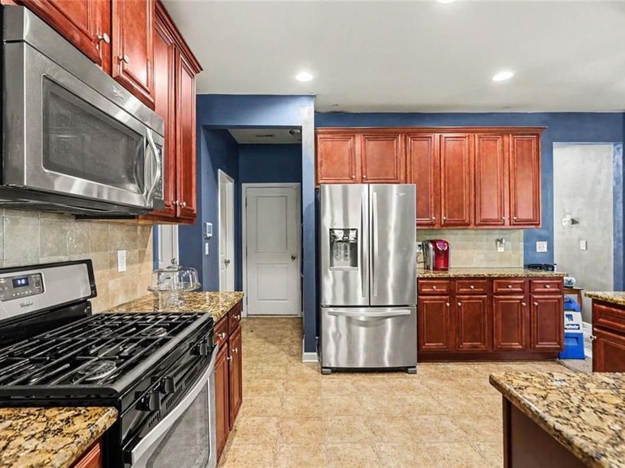 Property Image 12