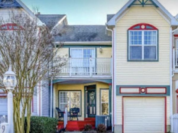 945 YACHT CLUB DRIVE, OCEAN PINES, MD 21811