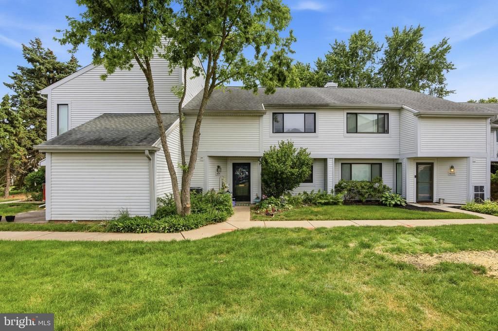 404 BUNKER HILL ROAD, HARLEYSVILLE, PA 19438