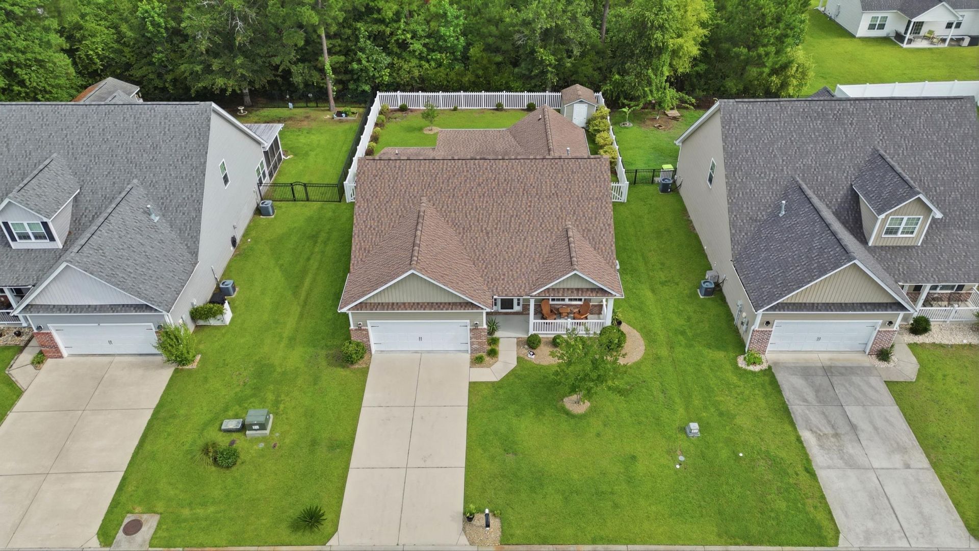 523 Trafalgar Ct. Photo 33