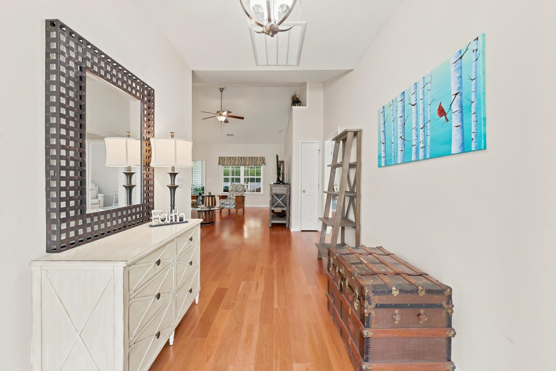 523 Trafalgar Ct. Photo 5