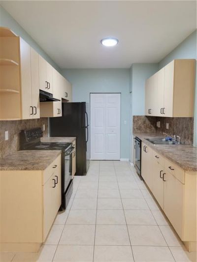 3569 Forest Hill Boulevard, Unit 117, Palm Springs, FL 33406 Photo