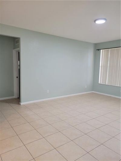 3569 Forest Hill Boulevard, Unit 117, Palm Springs, FL 33406 Photo