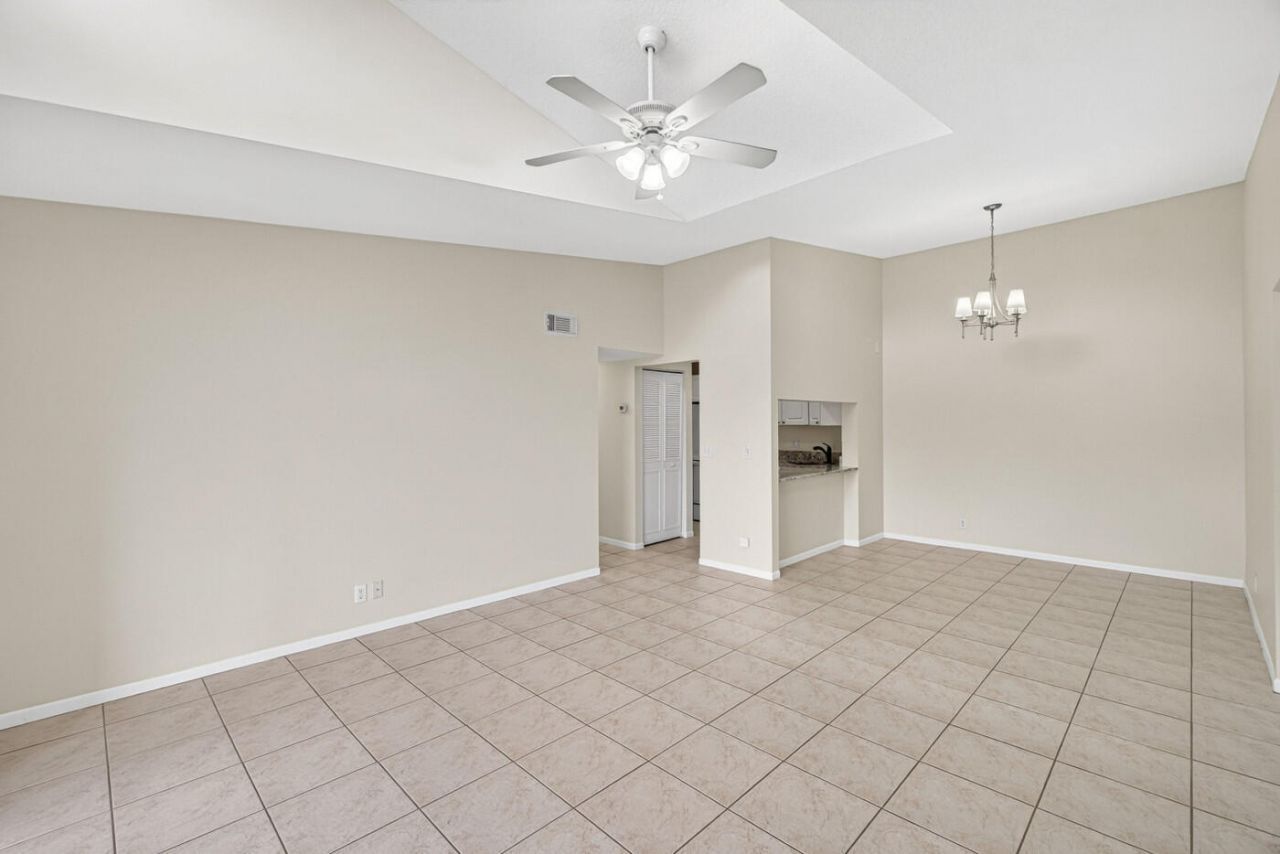 627 Sea Pine Way, Unit A3, Greenacres, FL 33415 Photo