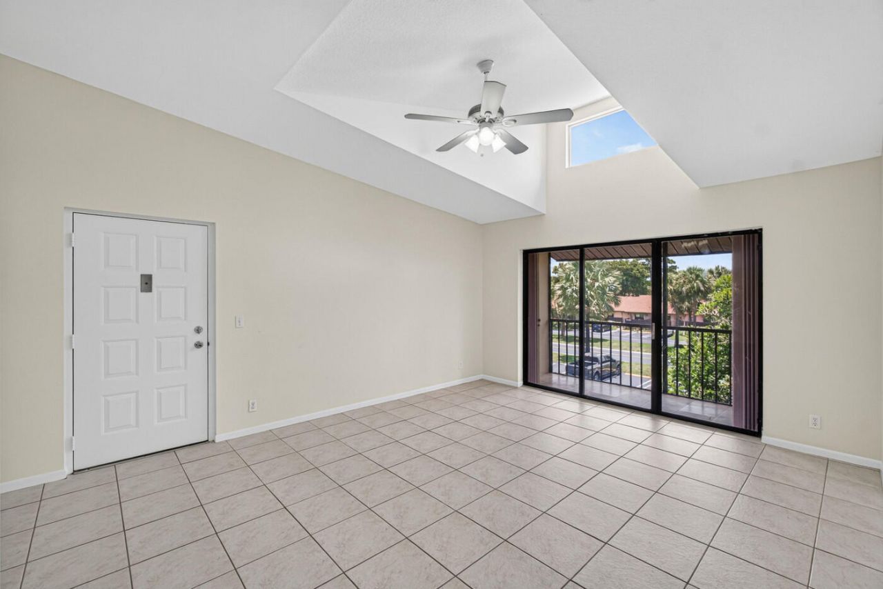 627 Sea Pine Way, Unit A3, Greenacres, FL 33415 Photo