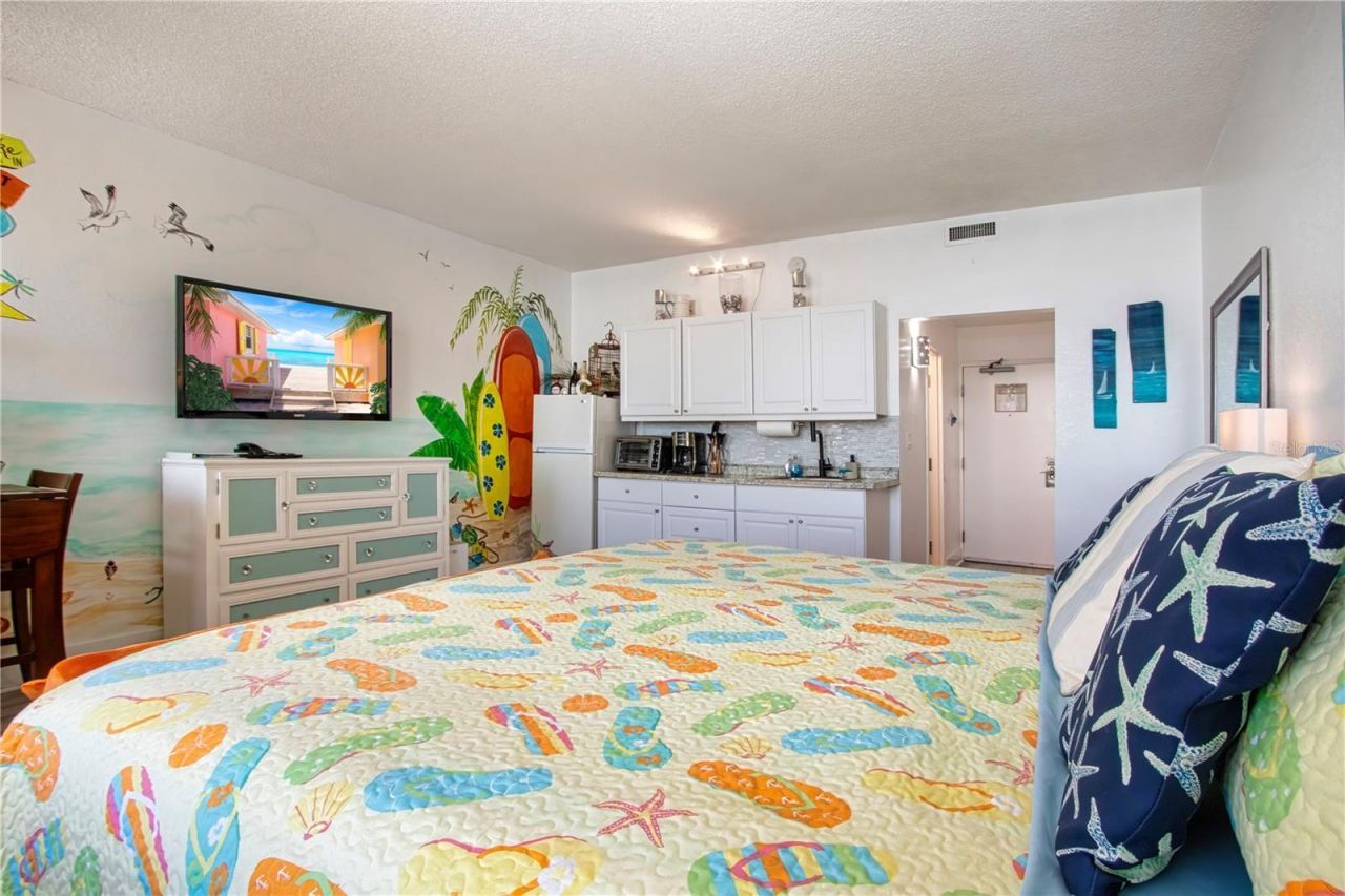 611 Destiny Drive , Unit 403, Ruskin, FL 33570 Photo