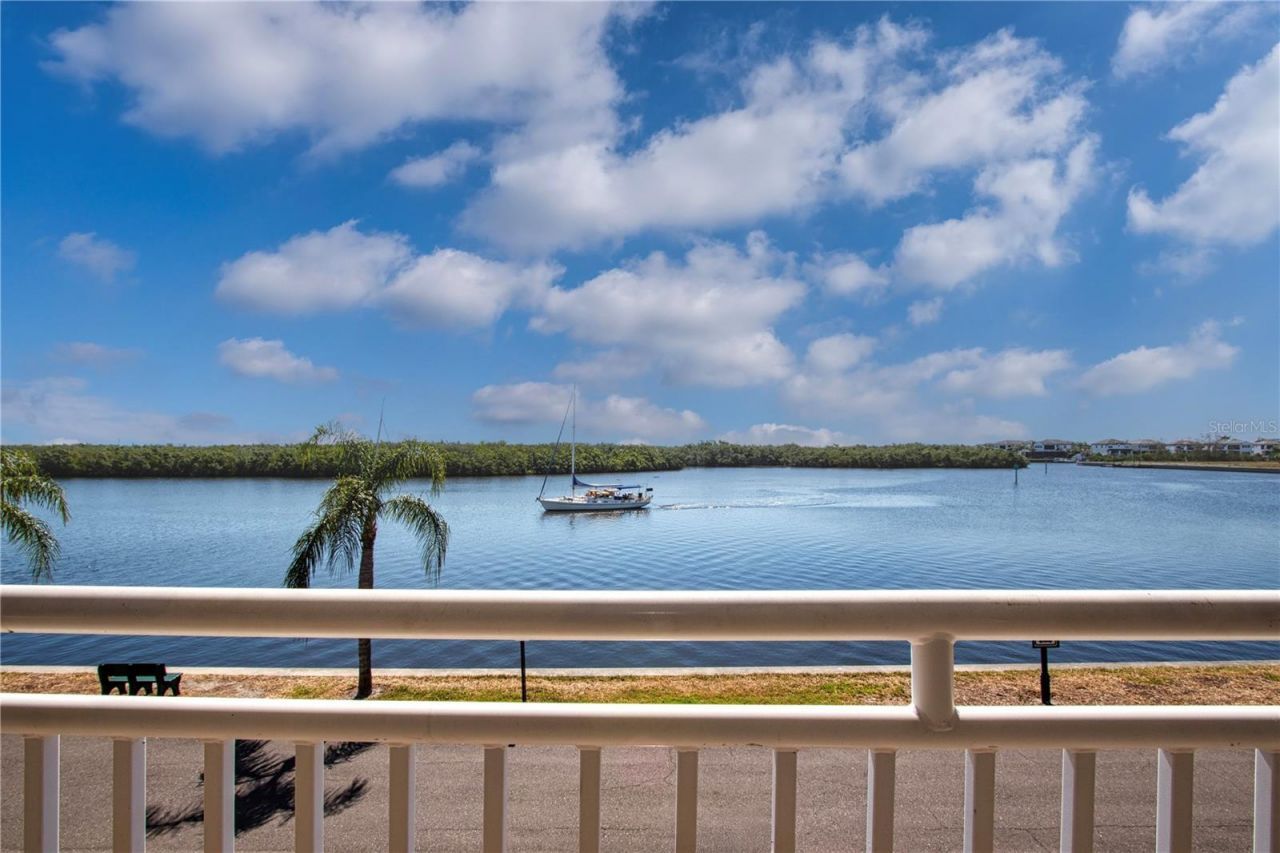 611 Destiny Drive , Unit 403, Ruskin, FL 33570 Photo