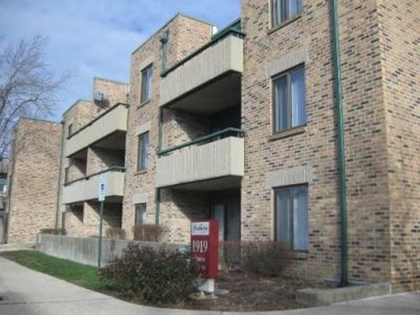 1919 Prairie Square , Unit 112, Schaumburg, IL 60173
