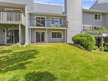 142 Canabury Court, Little Canada, MN 55117