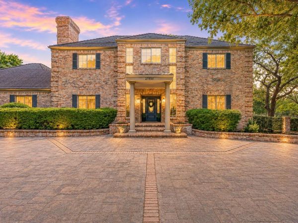 27030 Masters PKWY, Spicewood, TX 78669