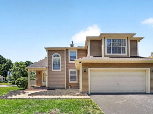 31 Spruce Hollow Dr, Howell, NJ 07731