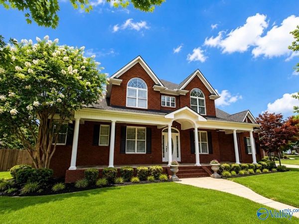 2002 Brayden Drive, Decatur, AL 35603