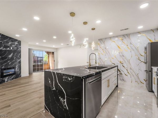 2200 S Fort Apache Road, Unit 2073, Las Vegas, NV 89117
