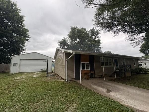18939 S 1497 Road, Nevada, MO 64772