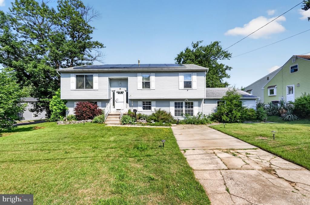 401 Melvin Avenue, Glendora, NJ 08029 Main Photo