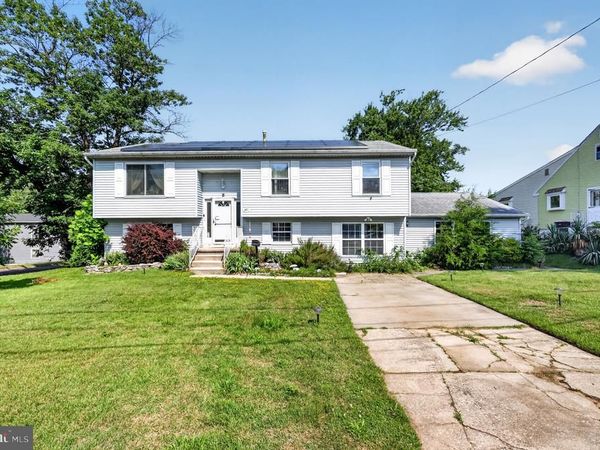401 MELVIN AVENUE, GLENDORA, NJ 08029
