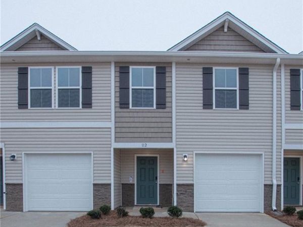108 Slope Lane , Bermuda Run, NC 27006
