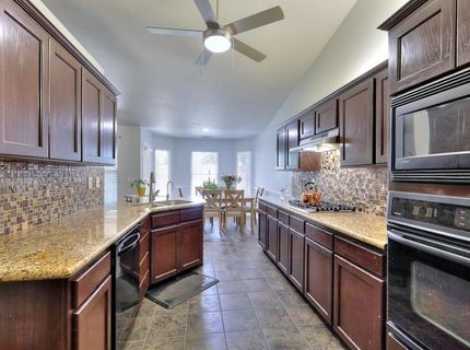 5659 W Menlo Ave, Fresno, CA 93722 Photo