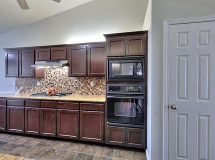 5659 W Menlo Ave, Fresno, CA 93722 Photo