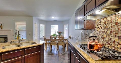 5659 W Menlo Ave, Fresno, CA 93722 Photo