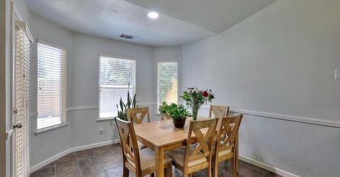 5659 W Menlo Ave, Fresno, CA 93722 Photo