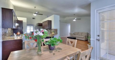 5659 W Menlo Ave, Fresno, CA 93722 Photo