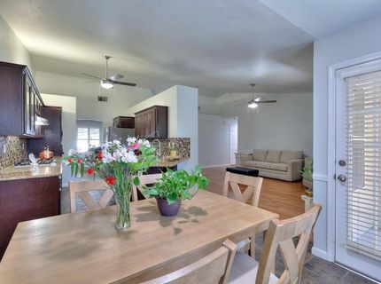 5659 W Menlo Ave, Fresno, CA 93722 Photo