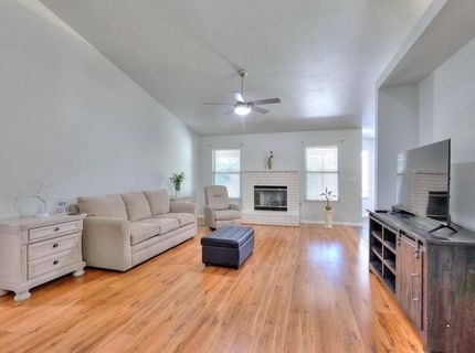5659 W Menlo Ave, Fresno, CA 93722 Photo