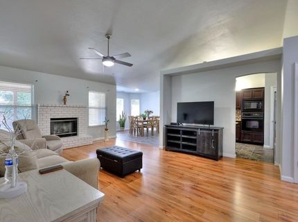 5659 W Menlo Ave, Fresno, CA 93722 Photo