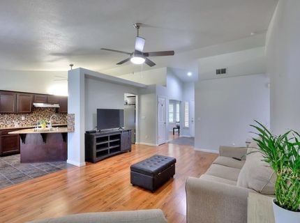 5659 W Menlo Ave, Fresno, CA 93722 Photo