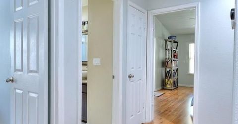 5659 W Menlo Ave, Fresno, CA 93722 Photo