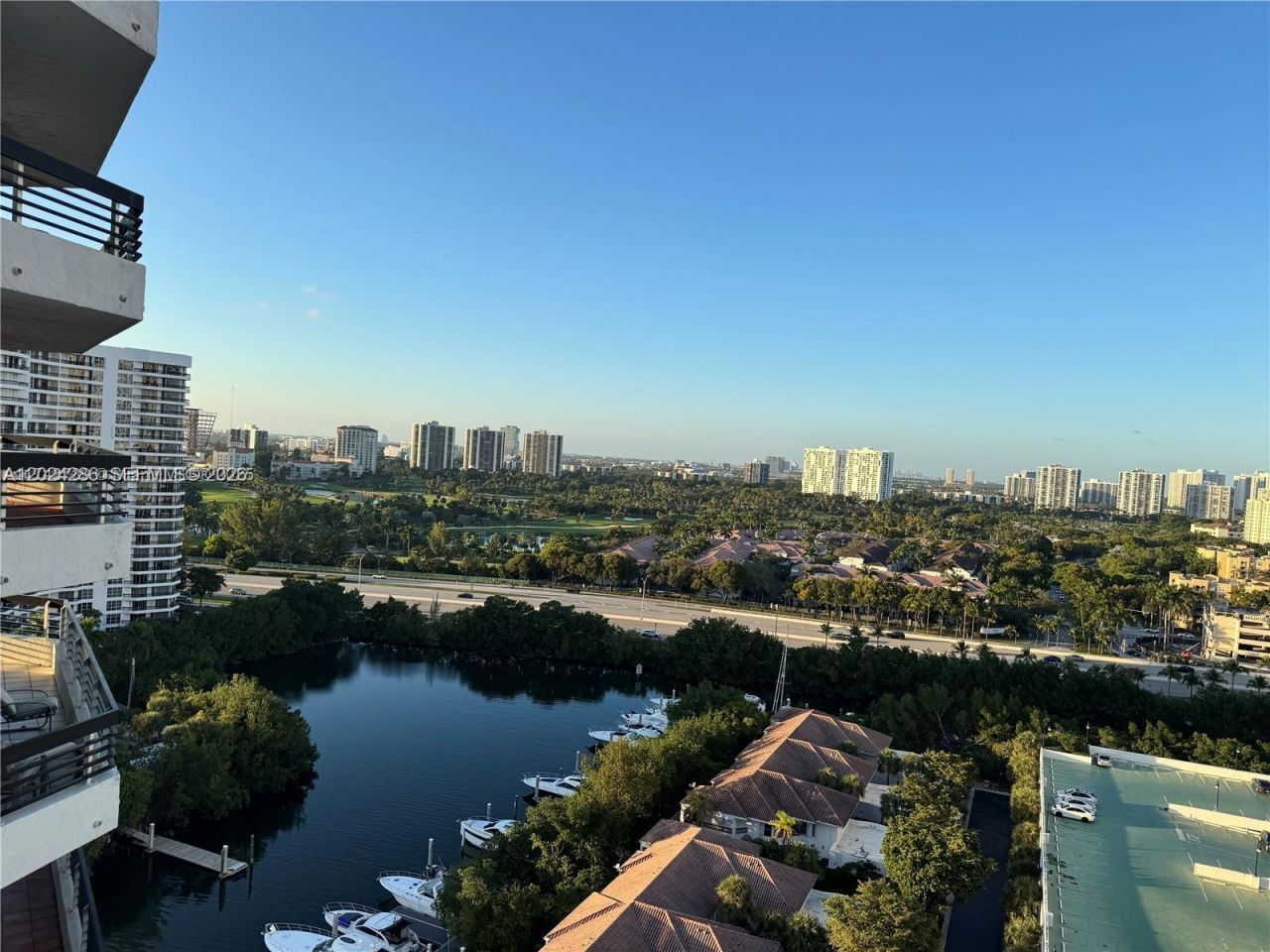 3530 Mystic Pointe Dr , Unit 1907, Aventura, FL 33180 Photo