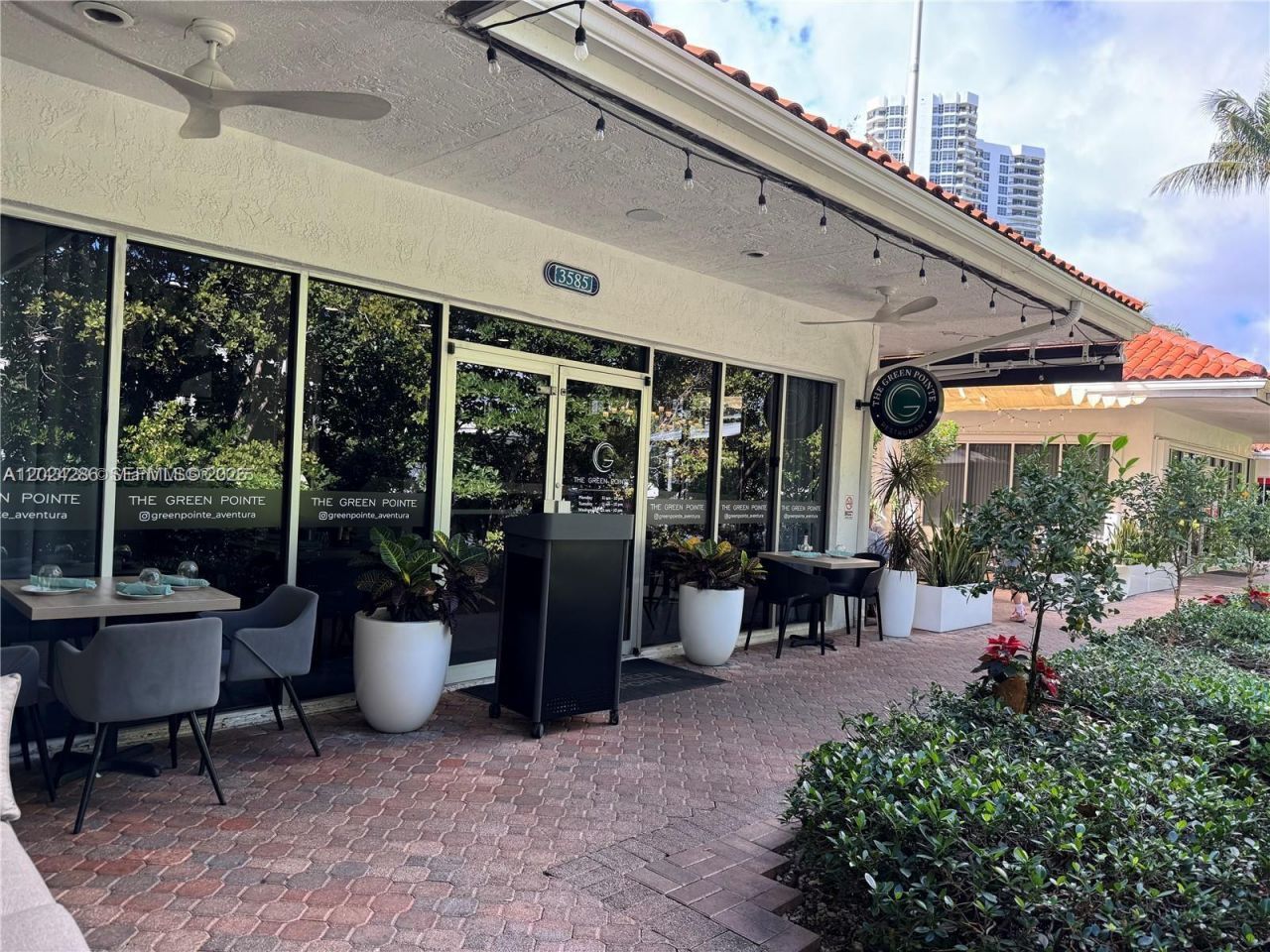 3530 Mystic Pointe Dr , Unit 1907, Aventura, FL 33180 Photo
